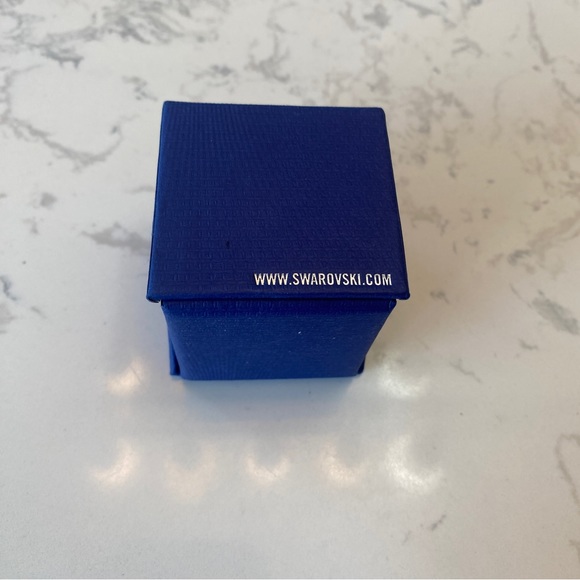 Swarovski’s Attract Ring, size 52. Round cut, Pavé, White, Rhodium plated. NIB - Picture 9 of 14